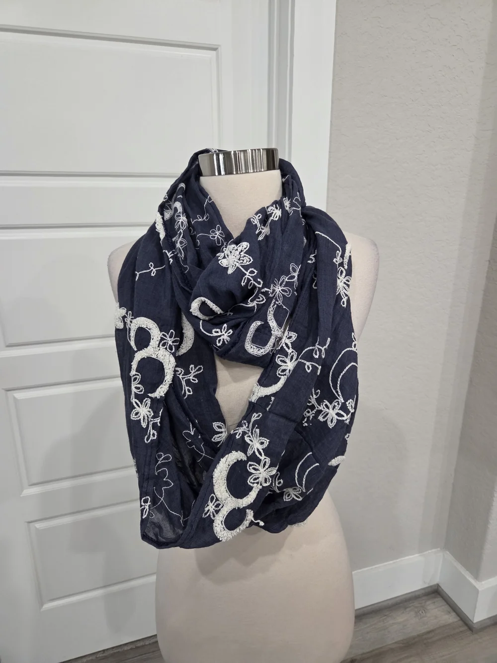 VAN HEUSEN Navy Floral Embroidered Infinity Scarf